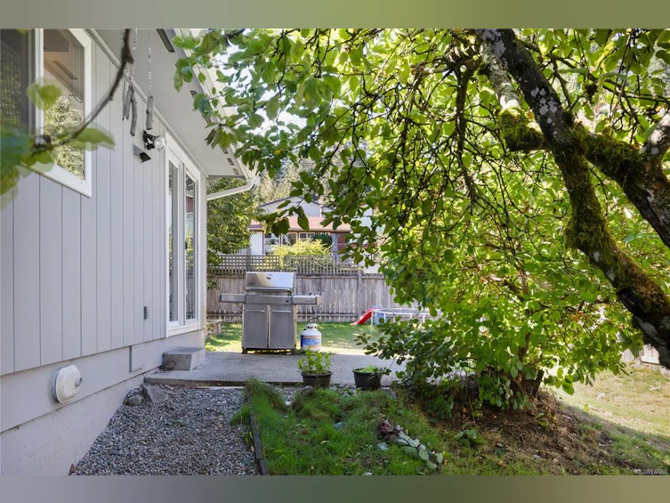 767 Parkview Drive, Nanaimo, BC, V9R 5X2 - 39
