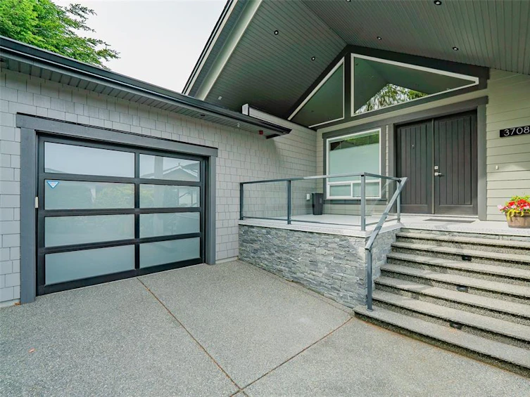 3708 Overlook Drive, Nanaimo, BC, V9T 1M6 - 2