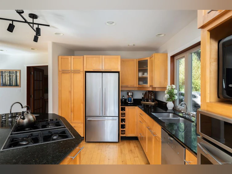 3809 Otter Point Road, Sooke, BC, V9Z 0K1 - 15