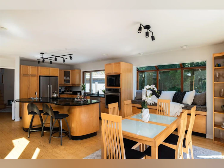 3809 Otter Point Road, Sooke, BC, V9Z 0K1 - 16