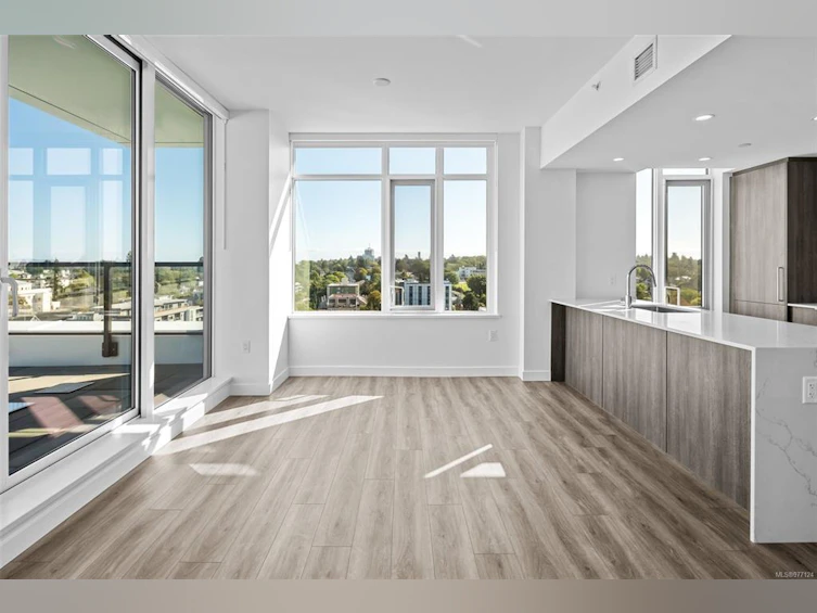PH2-1100 Yates Street, Victoria, BC, V8V 3M8 - 13