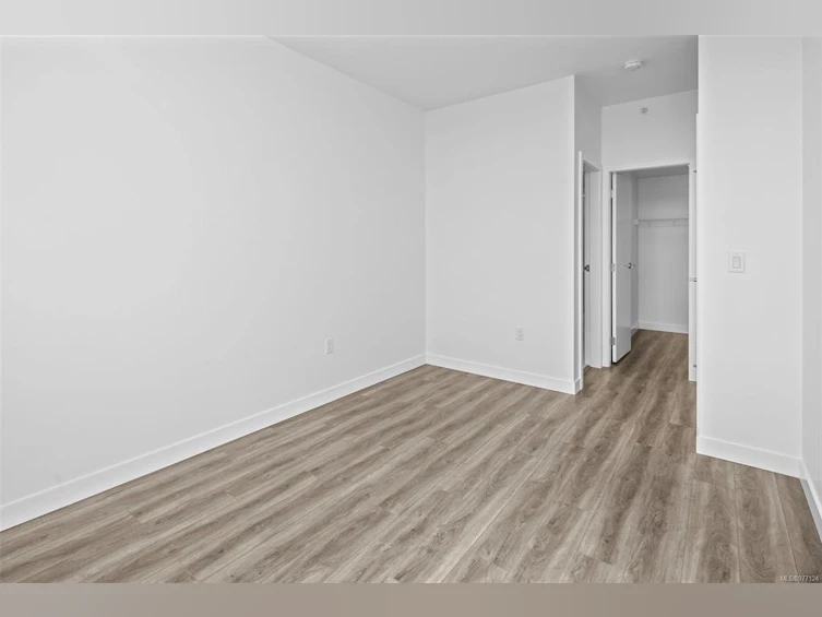 PH2-1100 Yates Street, Victoria, BC, V8V 3M8 - 32
