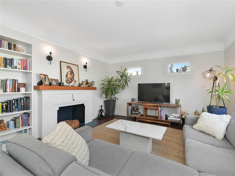 950 Hereward Road, Victoria, BC, V9A 4C8 - 3