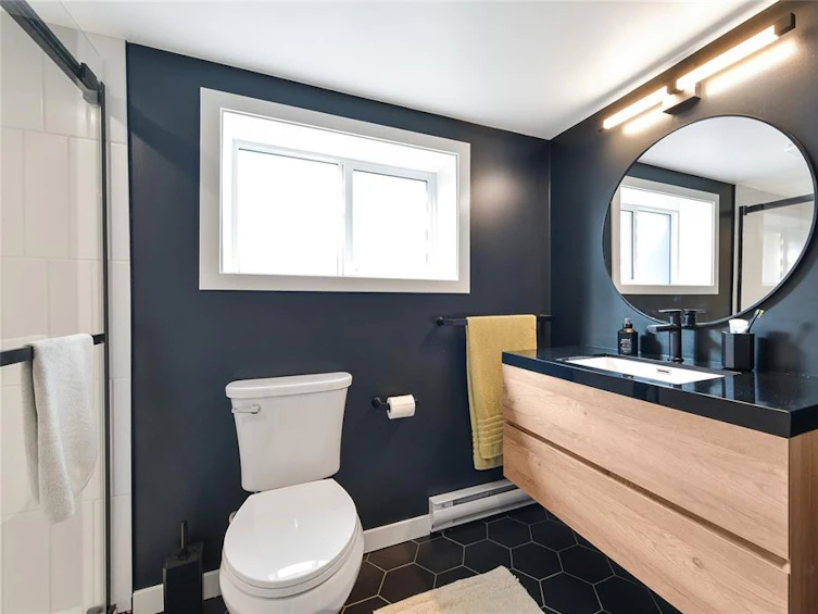 950 Hereward Road, Victoria, BC, V9A 4C8 - 21