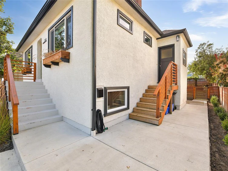 950 Hereward Road, Victoria, BC, V9A 4C8 - 27