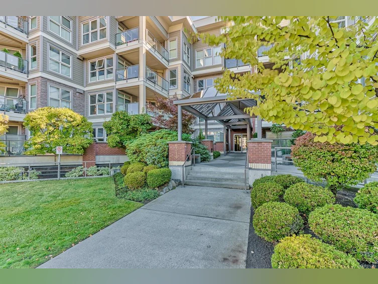 418-6310 Mcrobb Avenue, Nanaimo, BC, V9V 1W8 - 2