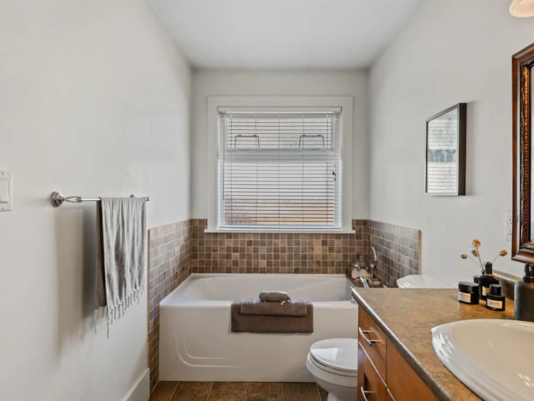 2221 Whiskey Jack Way, Courtenay, BC, V9N 9W4 - 28