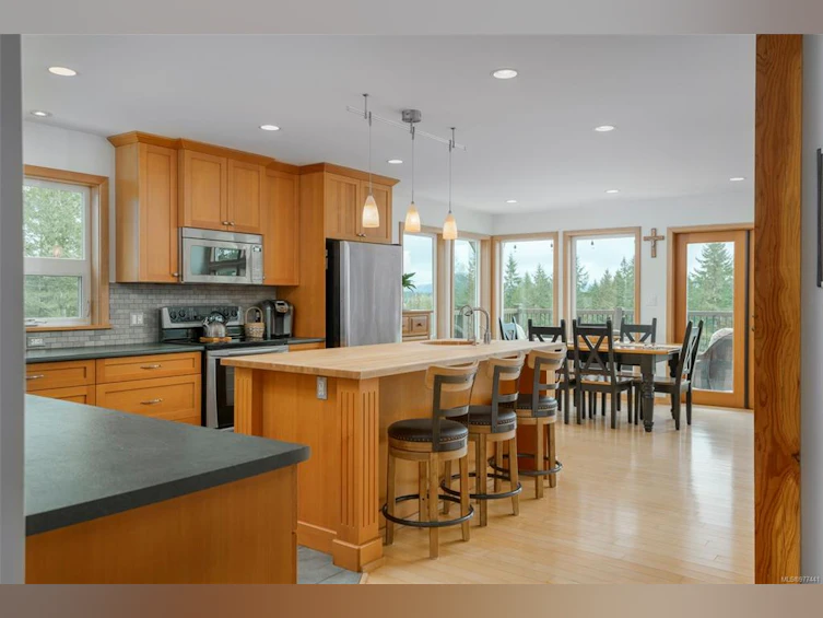 5070 Katherine Drive, Port Alberni, BC, V9Y 9E4 - 5