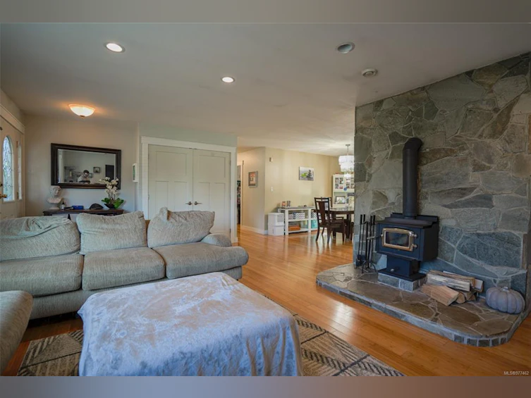 182 Cedar Street, Parksville, BC, V9P 1J3 - 12