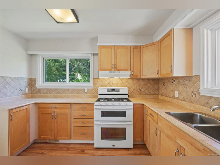 1623 Birch Avenue, Comox, BC, V9M 2N5 - 15