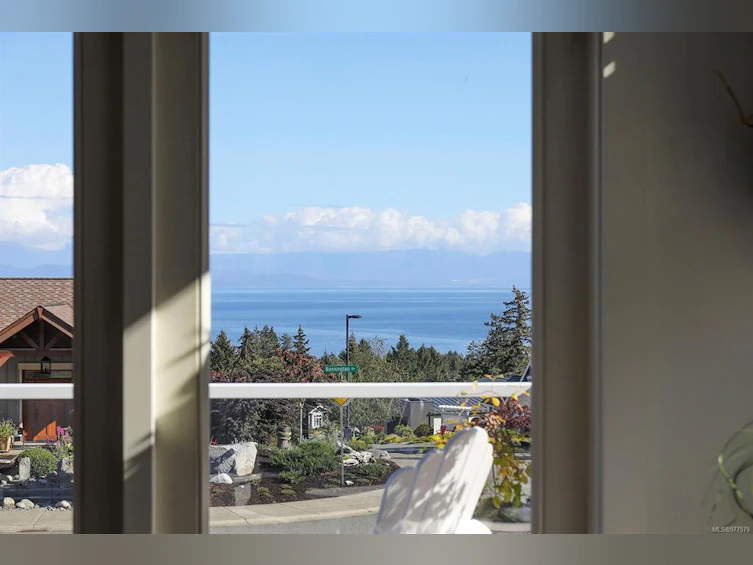 2251 Bonnington Drive, Fairwinds, BC, V9P 9L9 - 22
