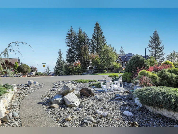 2251 Bonnington Drive, Fairwinds, BC, V9P 9L9 - 32