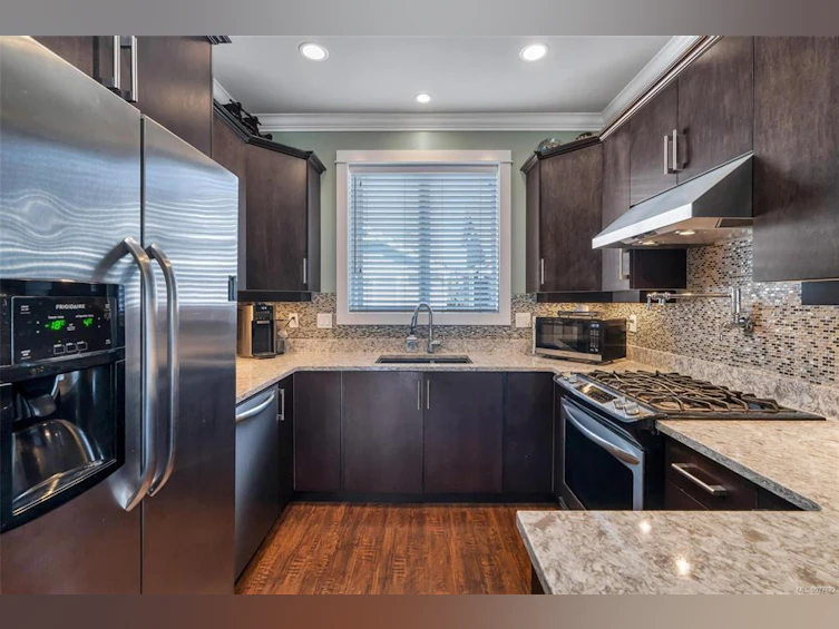 103-1994 John Road, North Saanich, BC, V8L 2P9 - 7