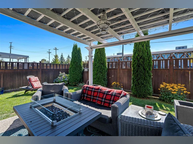 103-1994 John Road, North Saanich, BC, V8L 2P9 - 23