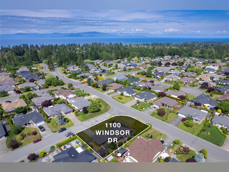 1100 Windsor Drive, Qualicum Beach, BC, V9K 2J4 - 10