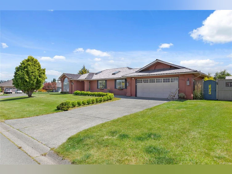1100 Windsor Drive, Qualicum Beach, BC, V9K 2J4 - 31