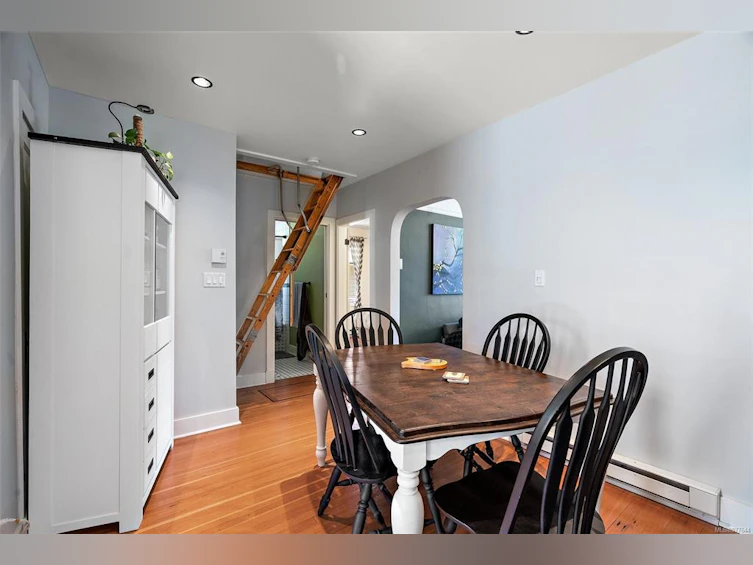 1232 Effingham Street, Esquimalt, BC, V9A 4Y2 - 5