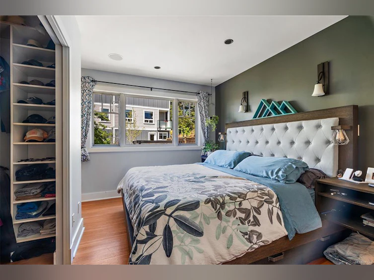 1232 Effingham Street, Esquimalt, BC, V9A 4Y2 - 10