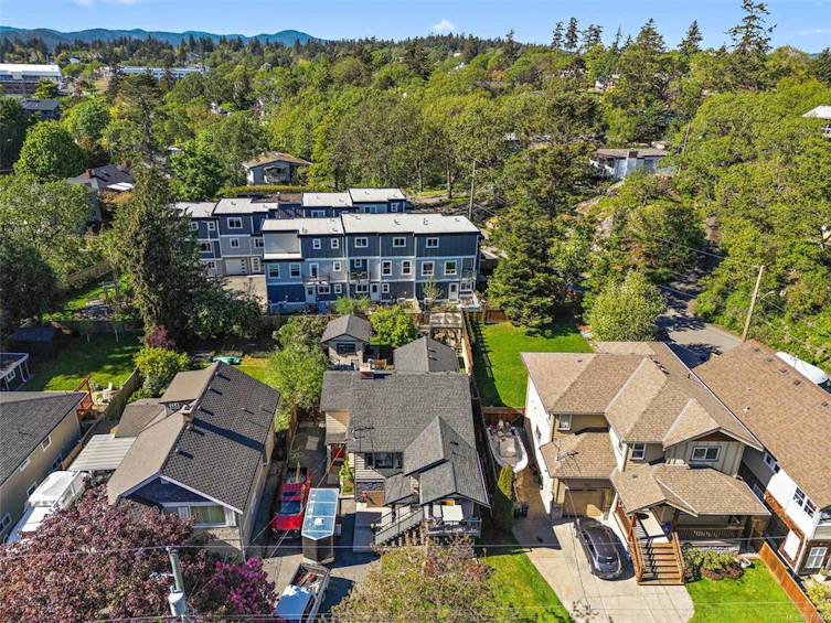 1232 Effingham Street, Esquimalt, BC, V9A 4Y2 - 33