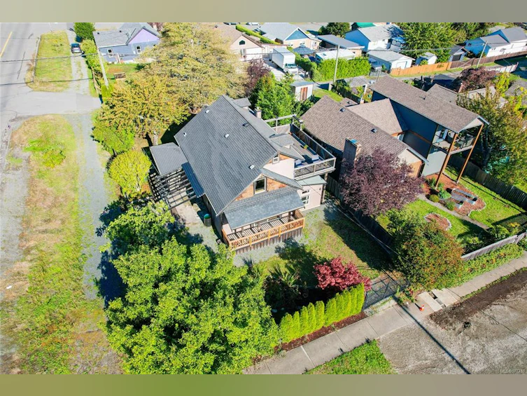 332 Roberts Street, Ladysmith, BC, V9G 1A7 - 4