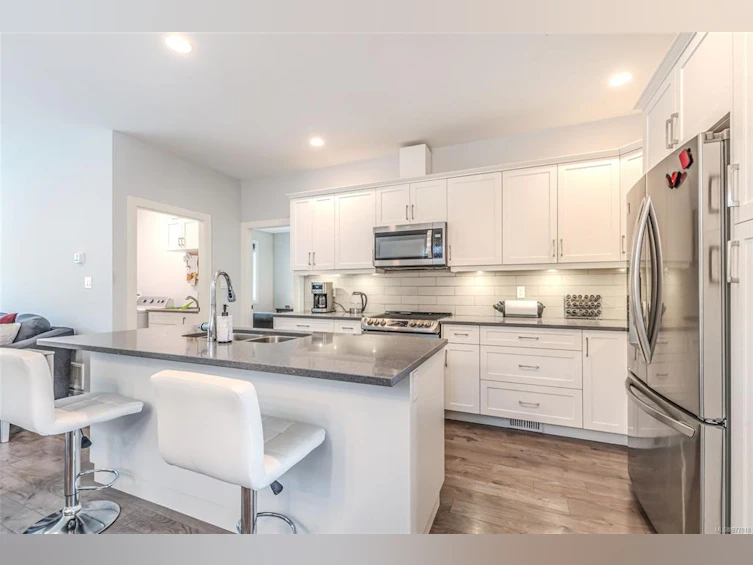 749 James Place, Ladysmith, BC, V9G 0A5 - 5