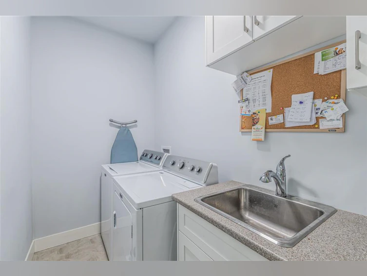 749 James Place, Ladysmith, BC, V9G 0A5 - 24