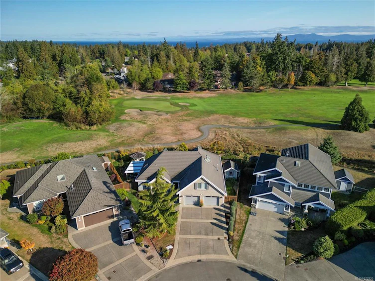 1262 Prestwick Place, French Creek, BC, V9P 2W2 - 2