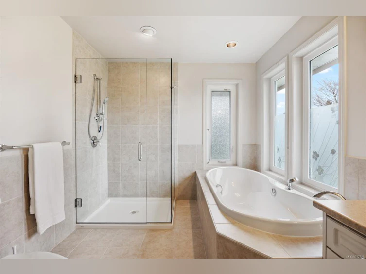 2980 Royal Vista Way, Courtenay, BC, V9N 9X3 - 42