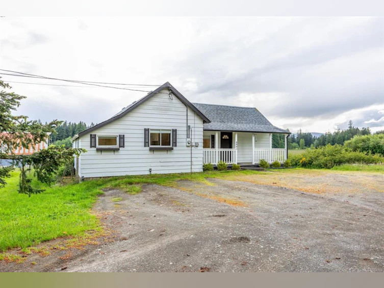 5941 N Island Highway, Courtenay, BC, V9J 1T6 - 31