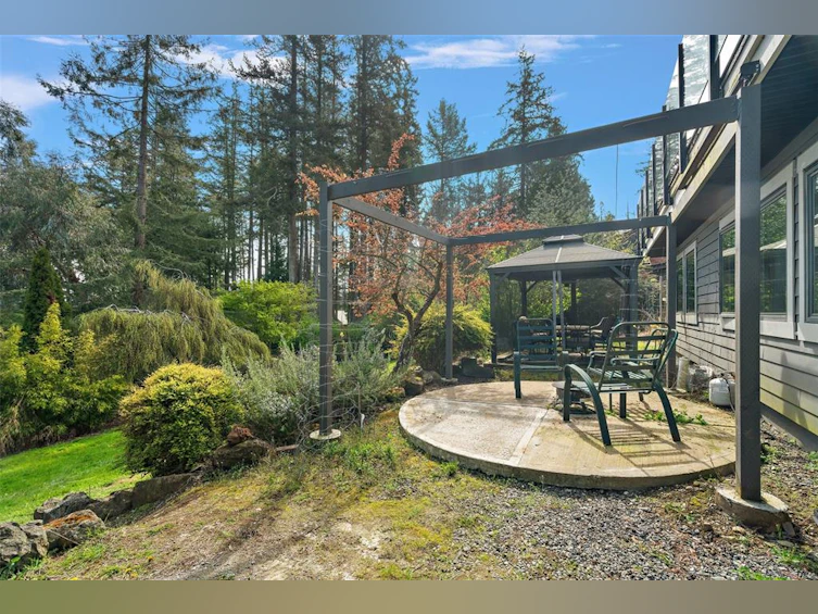 5675 Wellsview Road, Saanich, BC, V8Y 1V4 - 29