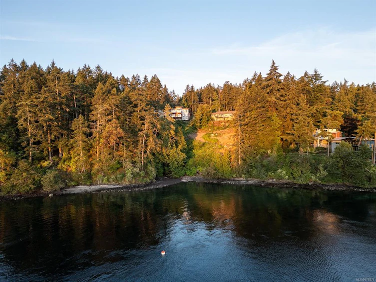 1677 Lands End Road, North Saanich, BC, V8L 5L5 - 8