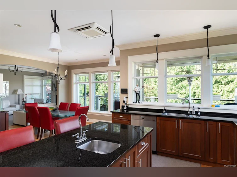 1710 Texada Terrace, North Saanich, BC, V8L 6B1 - 13
