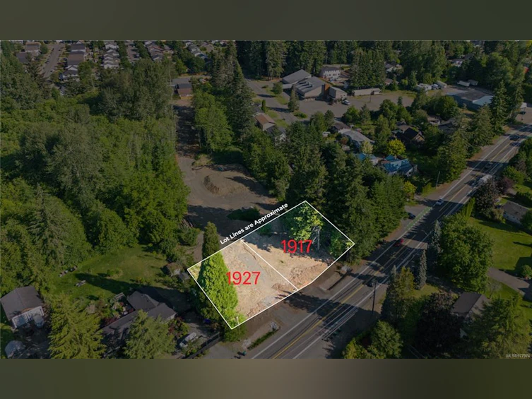 1917 Cumberland Road, Courtenay, BC