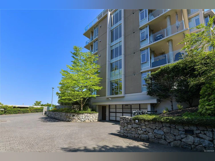 502-748 Sayward Hill Terrace, Saanich, BC, V8Y 3K1 - 63
