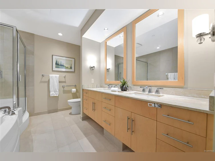 502-748 Sayward Hill Terrace, Saanich, BC, V8Y 3K1 - 30