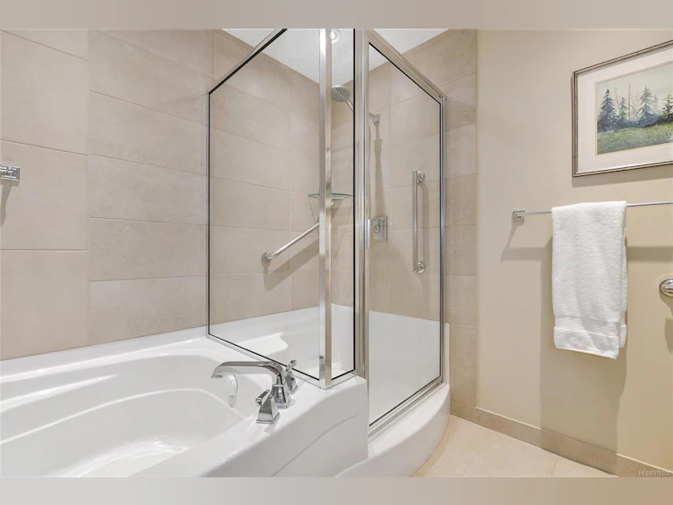 502-748 Sayward Hill Terrace, Saanich, BC, V8Y 3K1 - 35