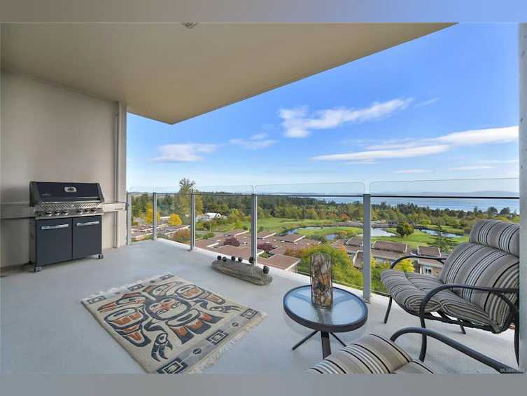 502-748 Sayward Hill Terrace, Saanich, BC, V8Y 3K1 - 45