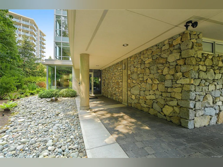 502-748 Sayward Hill Terrace, Saanich, BC, V8Y 3K1 - 59