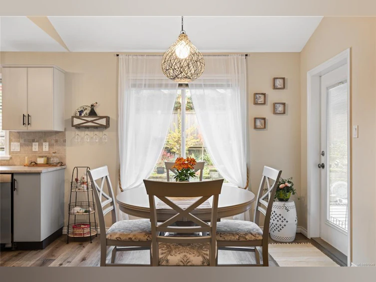 834 Humphrey Road, Parksville, BC, V9P 2X3 - 5