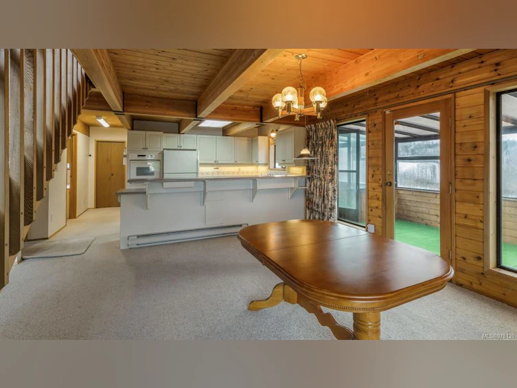 1010 Surfside Drive, Qualicum Beach, BC, V9K 2B6 - 6