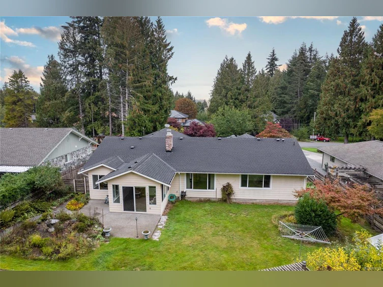 749 Canyon Crescent Road, Qualicum Beach, BC, V9K 1L2 - 9