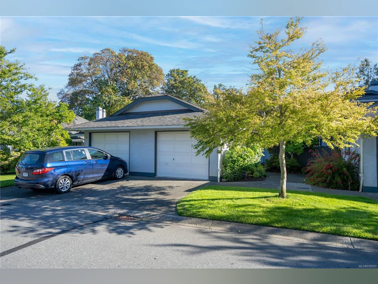 15-5110 Cordova Bay Road, Saanich, BC, V8Y 2K5 - 25