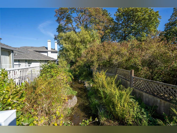 15-5110 Cordova Bay Road, Saanich, BC, V8Y 2K5 - 28