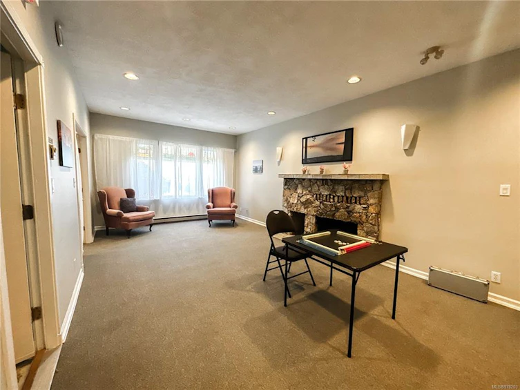 15-5110 Cordova Bay Road, Saanich, BC, V8Y 2K5 - 31