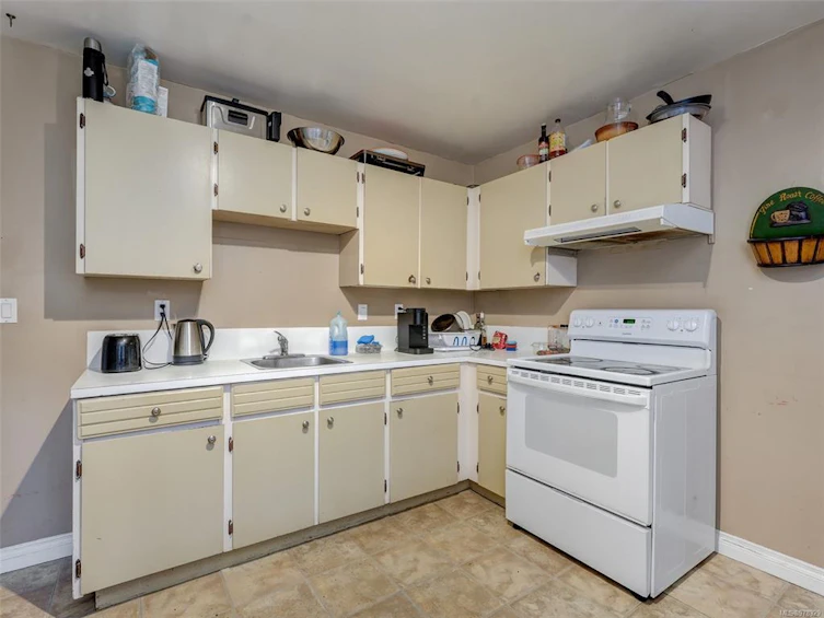 4036 Magdelin Street, Saanich, BC, V8N 3M7 - 7