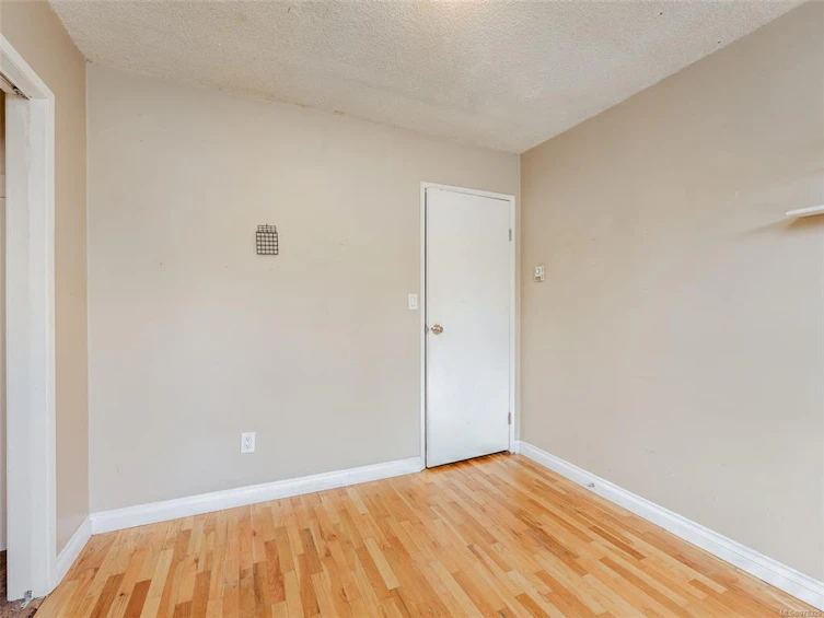 4036 Magdelin Street, Saanich, BC, V8N 3M7 - 16
