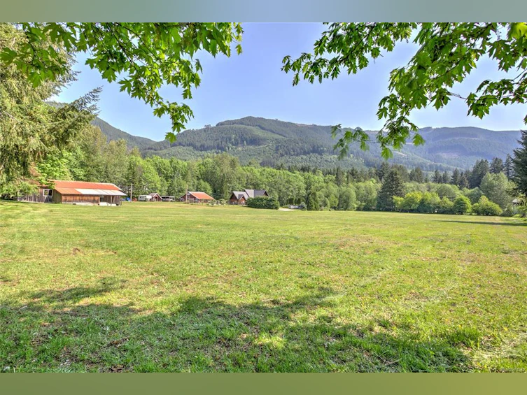 8035 Greendale Road, Lake Cowichan, BC, V0R 2G0 - 3