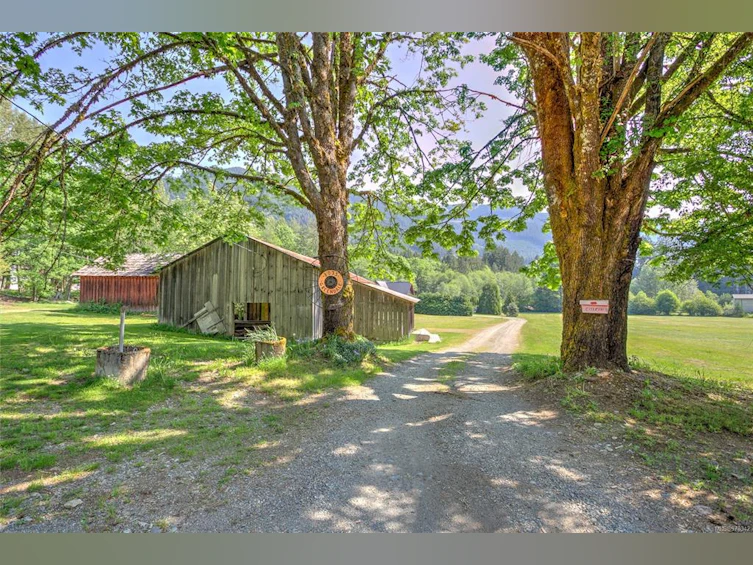 8035 Greendale Road, Lake Cowichan, BC, V0R 2G0 - 4
