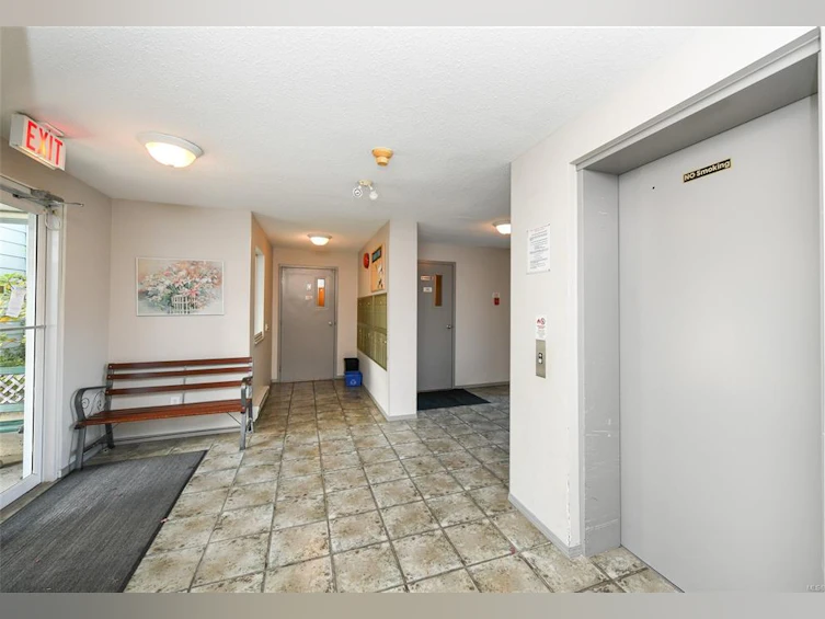 203C-698 Aspen Road, Comox, BC, V9M 3S9 - 27