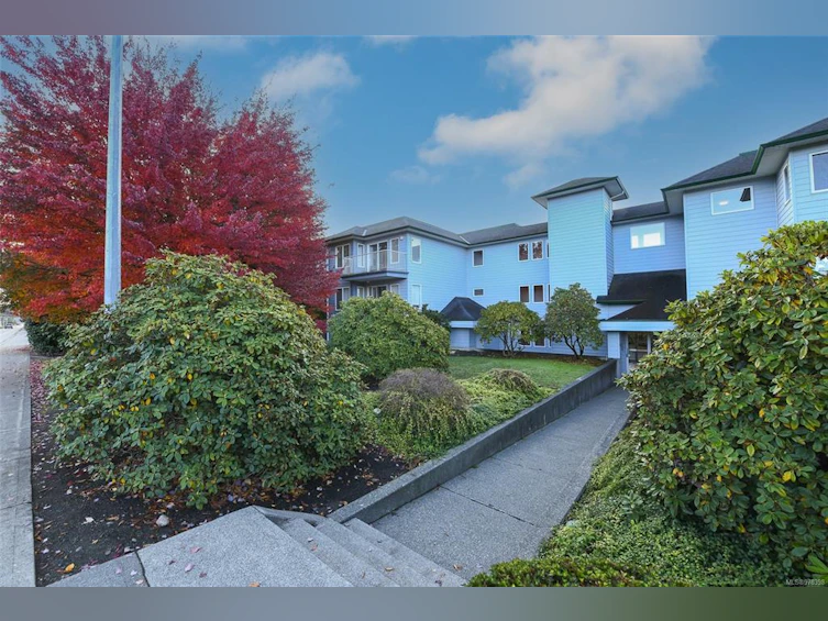 203C-698 Aspen Road, Comox, BC, V9M 3S9 - 34